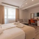 Lara Boutique