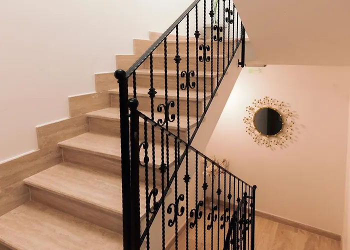 Lara Boutique 民宿 艾福雷诺德