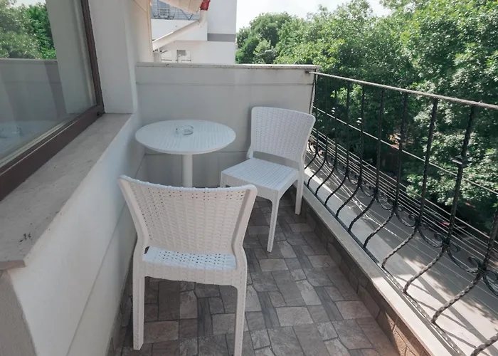 Lara Boutique 艾福雷诺德