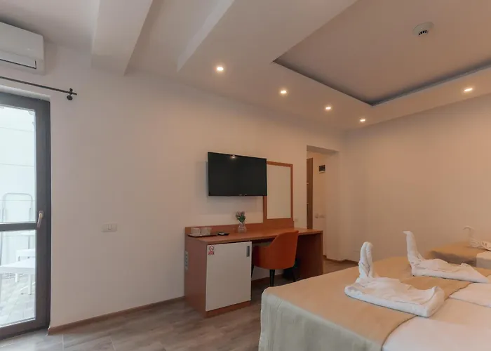 Lara Boutique 民宿 艾福雷诺德